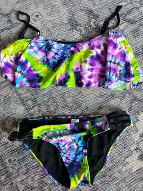 Forever 21 Multicolor Tie-Dye Bikini Top